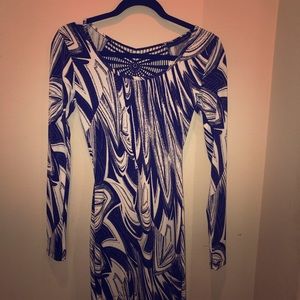 Black & white body con dress long sleeve